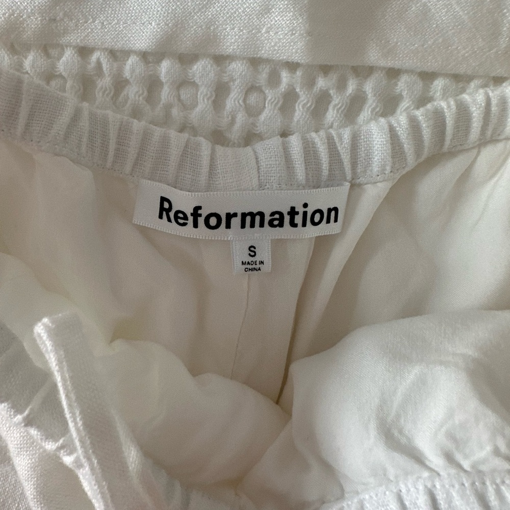 Reformation Linen Set - Picture 2 of 10